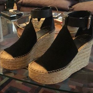 Marc Fisher Annie Wedge